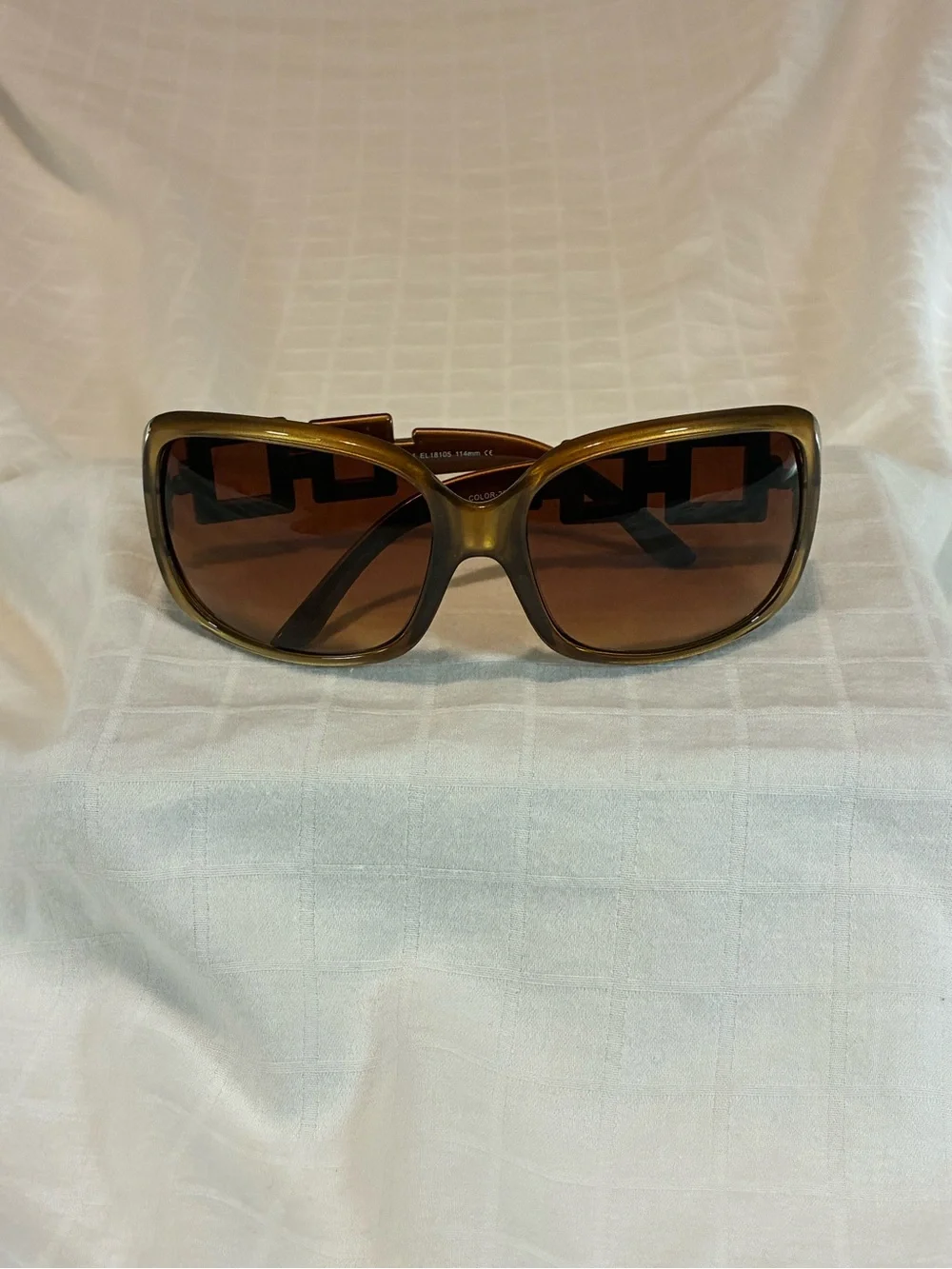 Elle Brown Gradient Sunglasses with Chain-Link Temples